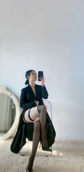 欧美人与兽在线_高清电影