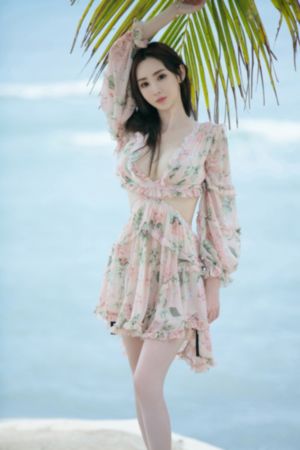粉嫩小泬无套白浆流出_HDBD在线观看