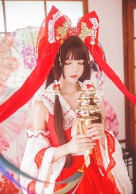 日日碰狠狠添天天爽不卡_蓝光在线播放