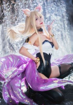 欧美淫妇bbww_英文版字幕