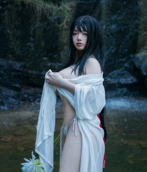 欧美18岁女明星_1080完整版观看